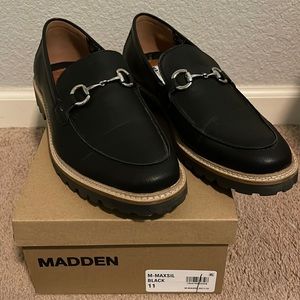Slightly used mens Madden shoes